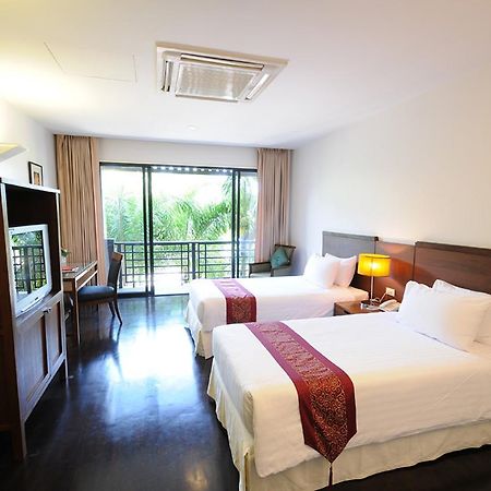 Suwan Golf & Country Club Pension Nakhon Chai Si Buitenkant foto