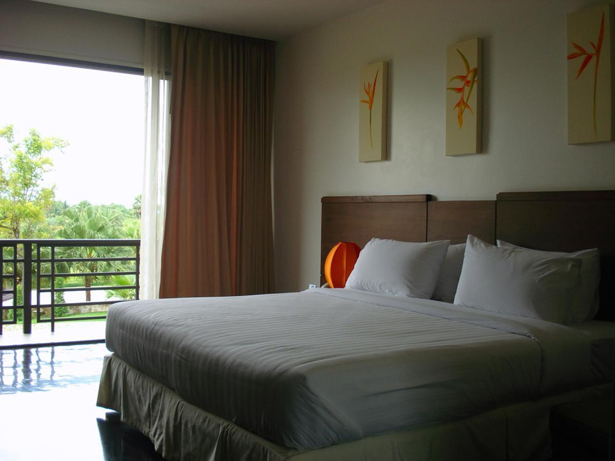 Suwan Golf & Country Club Pension Nakhon Chai Si Buitenkant foto