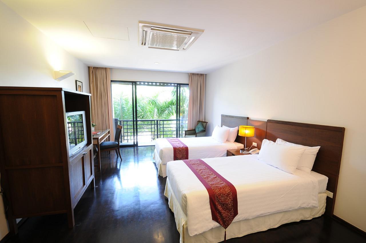 Suwan Golf & Country Club Pension Nakhon Chai Si Buitenkant foto