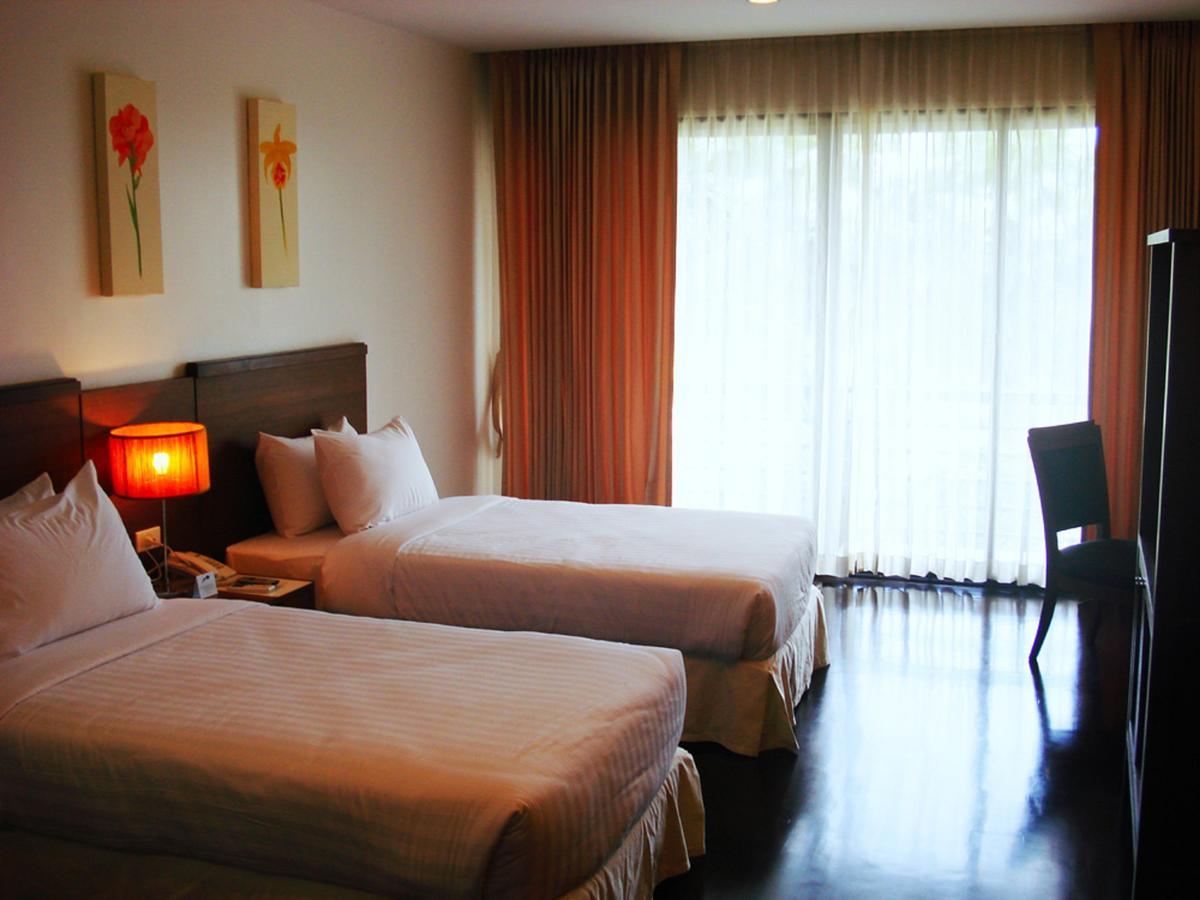 Suwan Golf & Country Club Pension Nakhon Chai Si Buitenkant foto