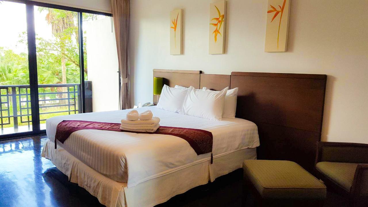 Suwan Golf & Country Club Pension Nakhon Chai Si Buitenkant foto