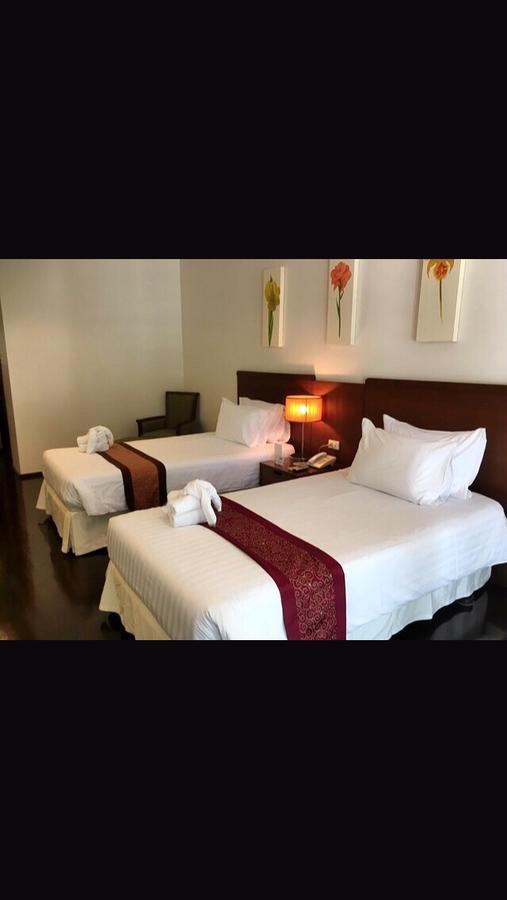 Suwan Golf & Country Club Pension Nakhon Chai Si Buitenkant foto